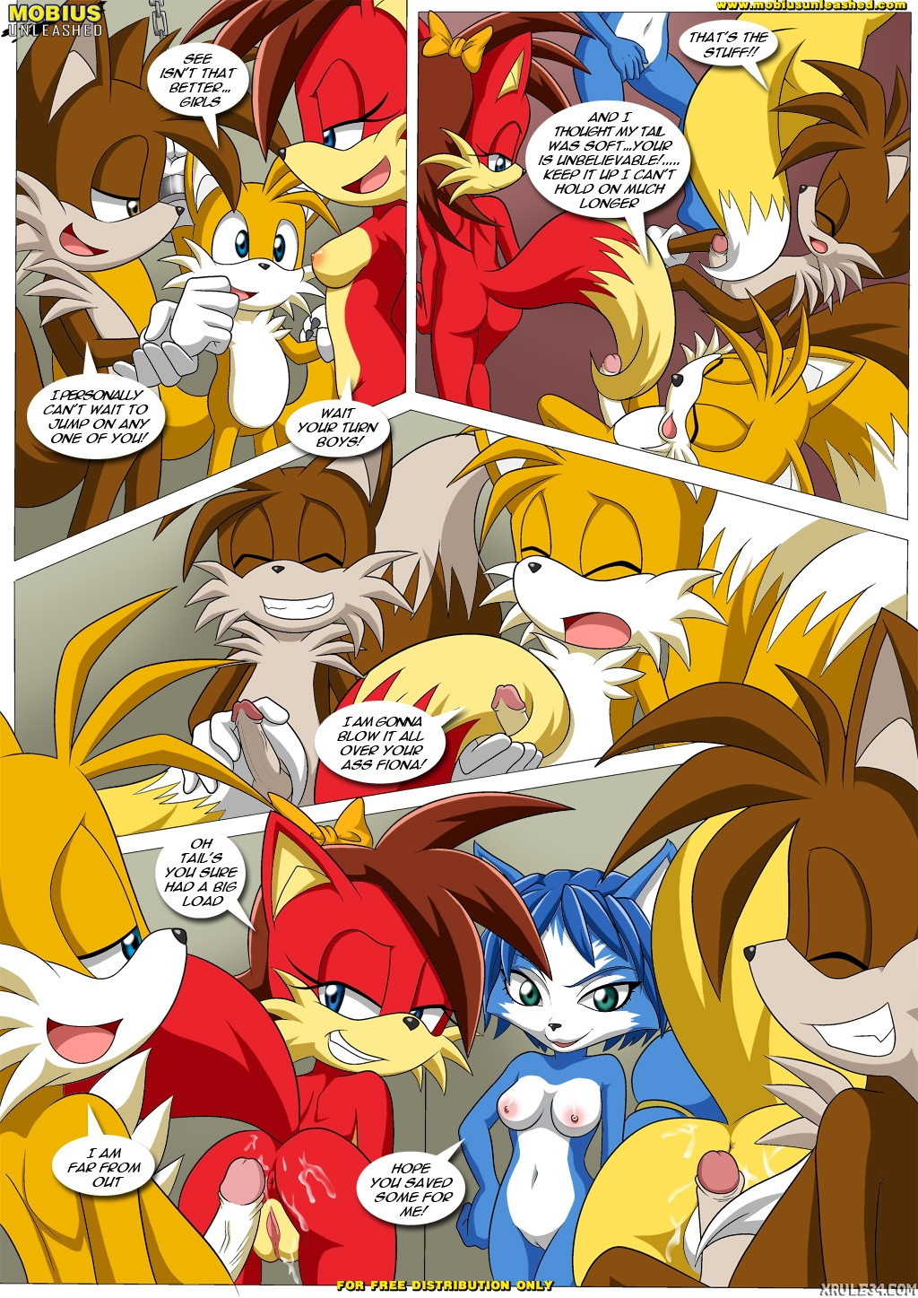 Foxxxes^2 - 2 Much Tail - Page 3